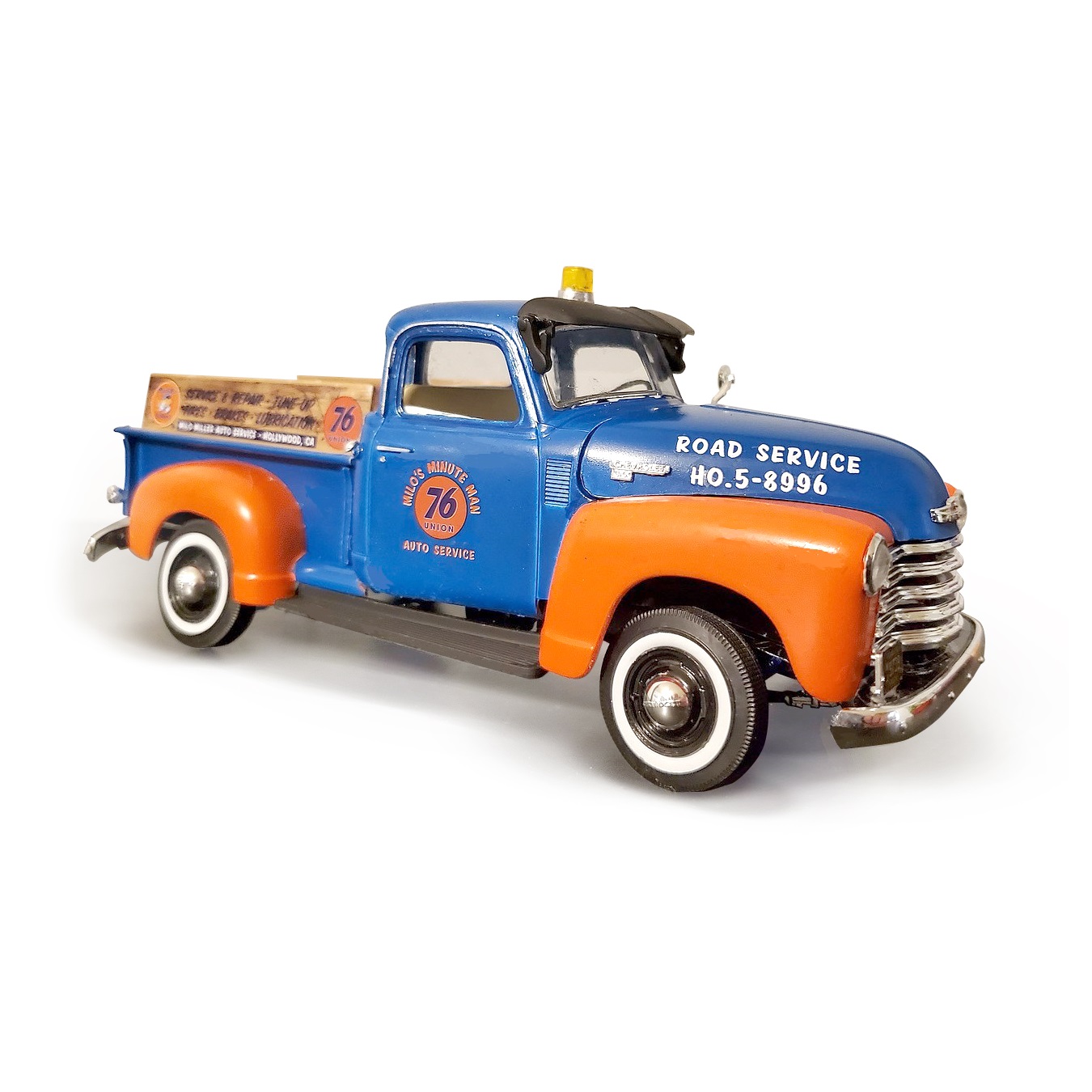 AMT1950 Chevy Pickup (Union 76)